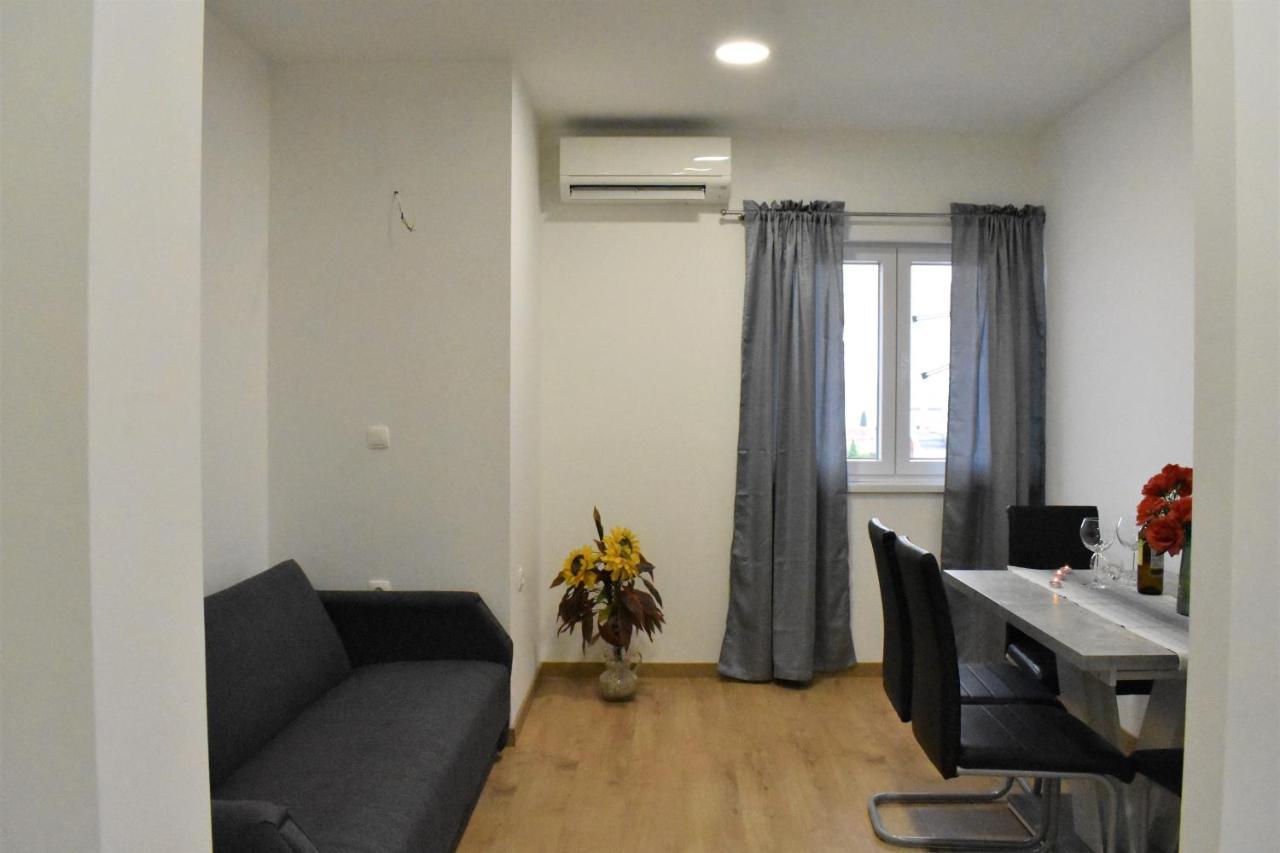 Apartmani Skorpion Kaštela Kültér fotó