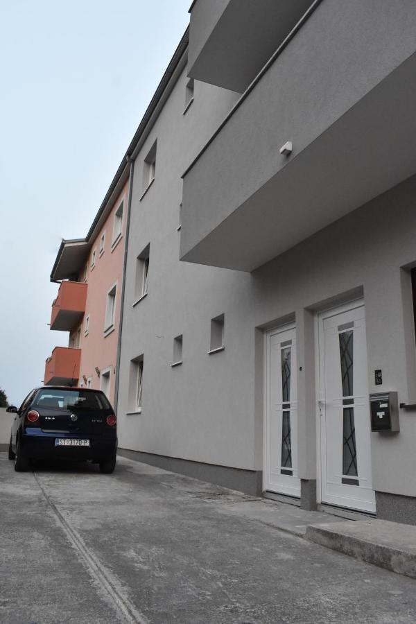 Apartmani Skorpion Kaštela Kültér fotó