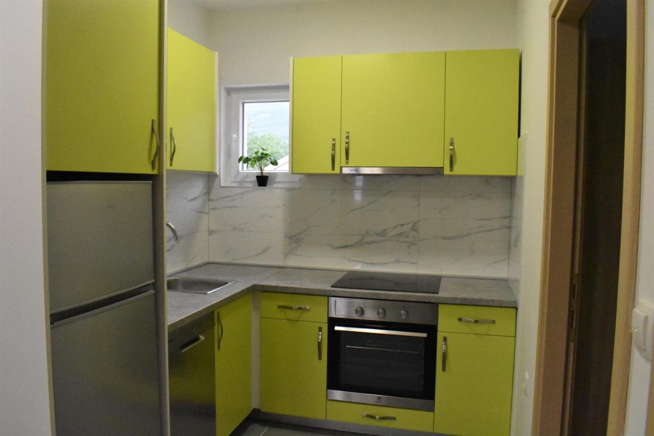 Apartmani Skorpion Kaštela Kültér fotó