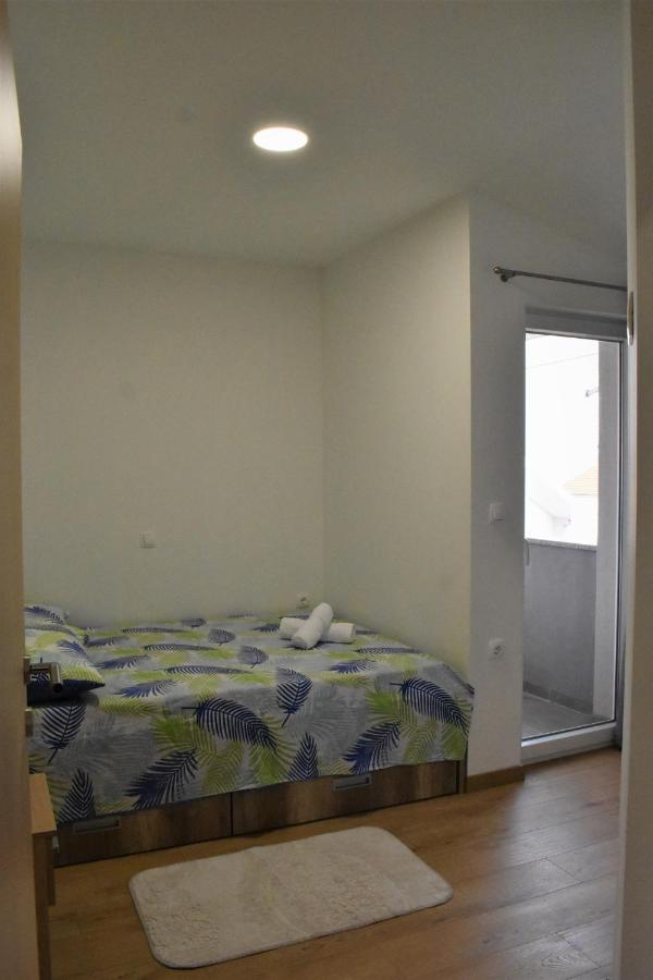 Apartmani Skorpion Kaštela Kültér fotó