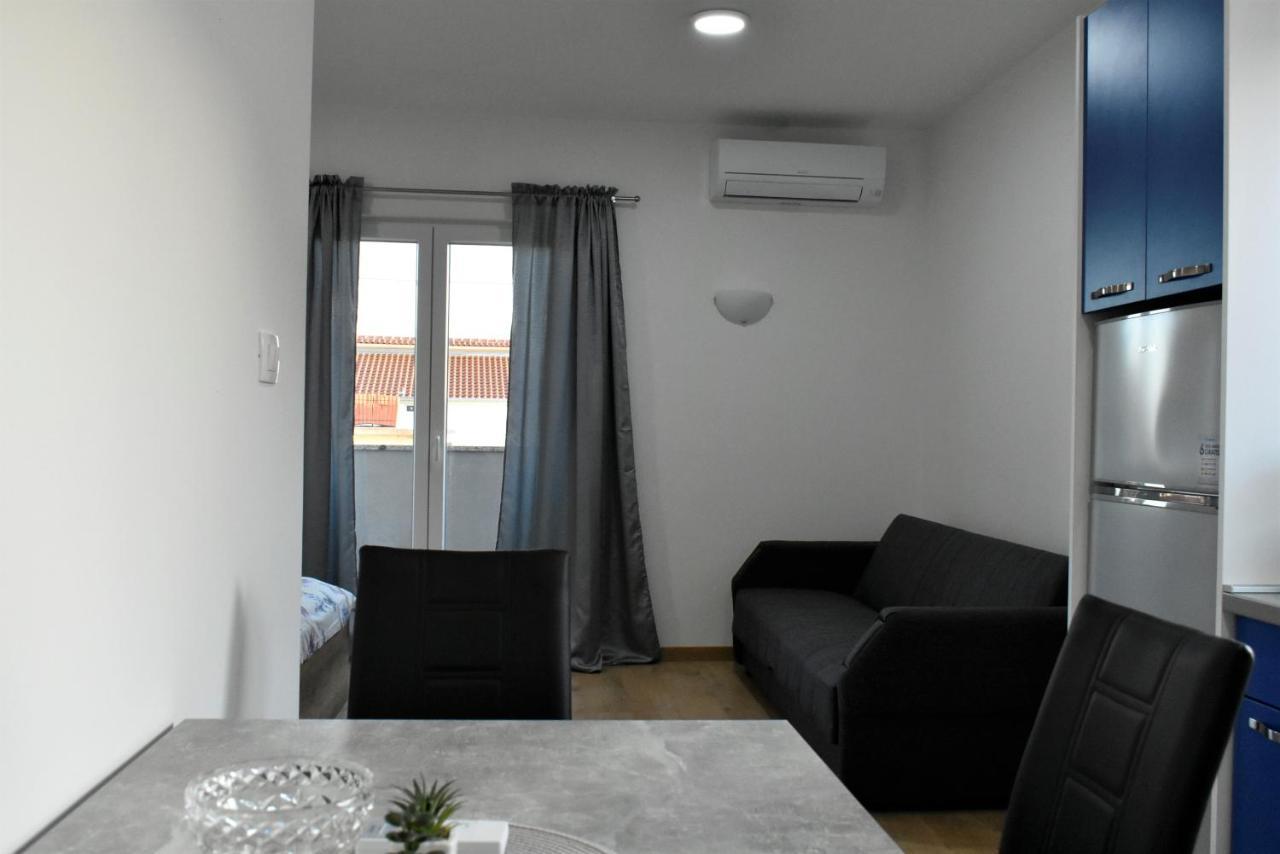 Apartmani Skorpion Kaštela Kültér fotó