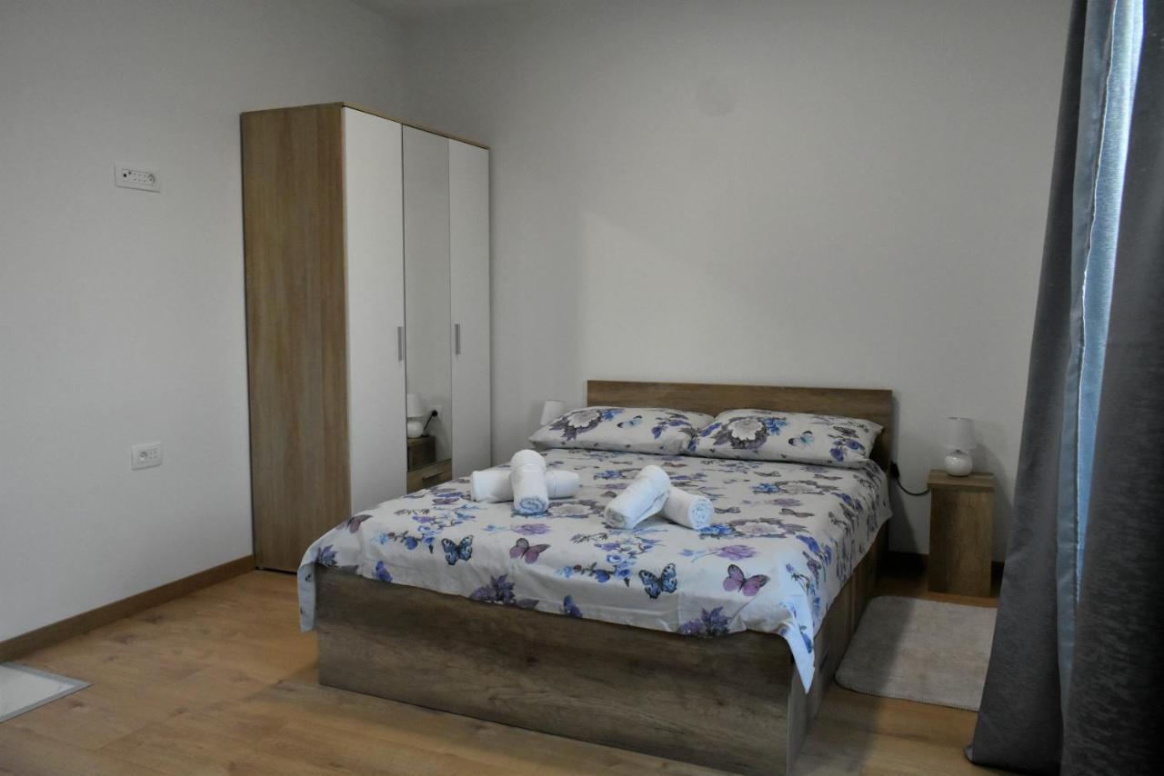 Apartmani Skorpion Kaštela Kültér fotó